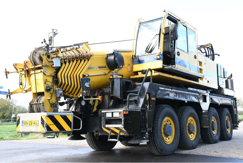 Demag AC60 CITY CLASS! Double cab!!8X8!! - Guindaste móvel: foto 4 Demag AC60 CITY CLASS! Double cab!!8X8!! - Guindaste móvel: foto 4