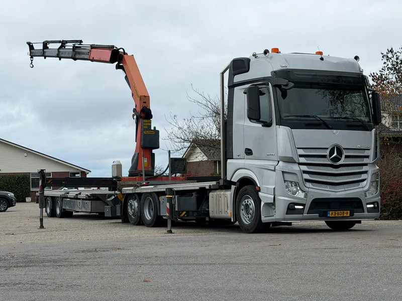 Mercedes-Benz Actros 2640 PALFINGER 34TM CRANE/GRUE!!RADIO REMOTE!!EURO6!! - Caminhão grua: foto 1 Mercedes-Benz Actros 2640 PALFINGER 34TM CRANE/GRUE!!RADIO REMOTE!!EURO6!! - Caminhão grua: foto 1