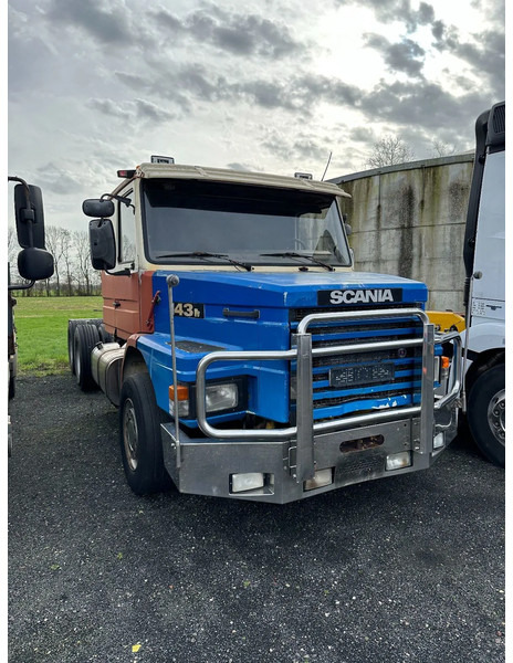 Scania T143-450 V8 HAUBER/NEUS/TORPEDO - Tractor: foto 1 Scania T143-450 V8 HAUBER/NEUS/TORPEDO - Tractor: foto 1
