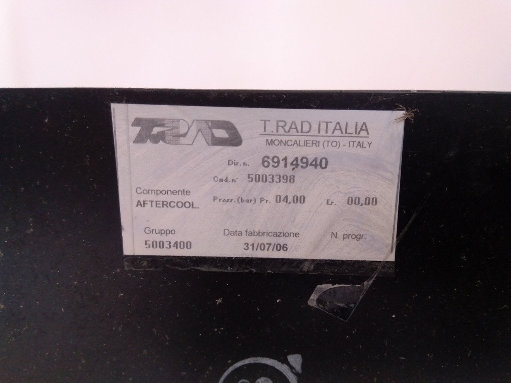 Case 6914940 - Intercooler de Máquina de construção: foto 4 Case 6914940 - Intercooler de Máquina de construção: foto 4