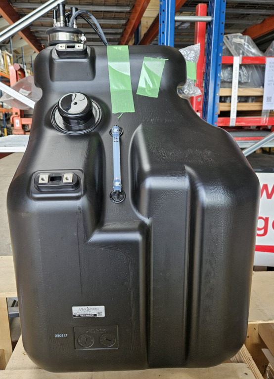Case KLH13283 - Tanque de combustível de Máquina de construção: foto 1 Case KLH13283 - Tanque de combustível de Máquina de construção: foto 1