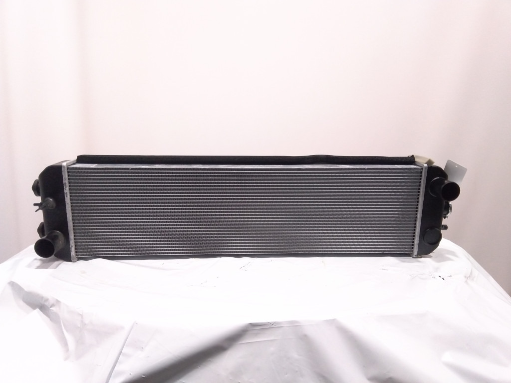 Case KMH13722 - KMH13724 - Radiador de Máquina de construção: foto 2 Case KMH13722 - KMH13724 - Radiador de Máquina de construção: foto 2