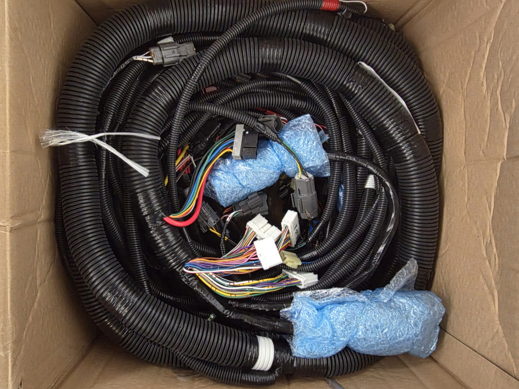 Case KUR10371 - Cables/ Wire harness de Máquina de construção: foto 1 Case KUR10371 - Cables/ Wire harness de Máquina de construção: foto 1