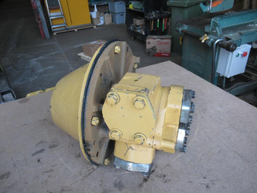 Caterpillar 1939179 - Bomba de óleo de Máquina de construção: foto 2 Caterpillar 1939179 - Bomba de óleo de Máquina de construção: foto 2