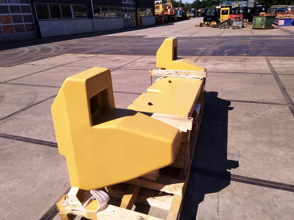 Caterpillar 3672334 - Contrapeso de Máquina de construção: foto 2 Caterpillar 3672334 - Contrapeso de Máquina de construção: foto 2