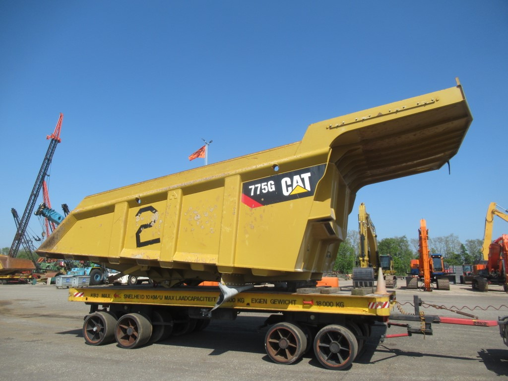 Caterpillar 775G - - Carroçaria para caminhões basculantes: foto 3 Caterpillar 775G - - Carroçaria para caminhões basculantes: foto 3