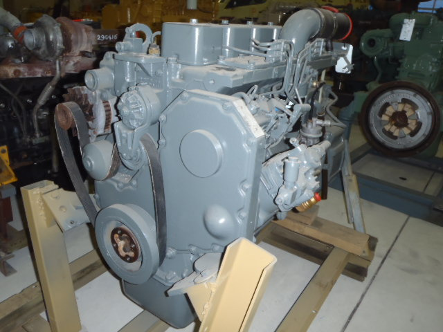 Cummins 300 - - Motor de Máquina de construção: foto 3 Cummins 300 - - Motor de Máquina de construção: foto 3