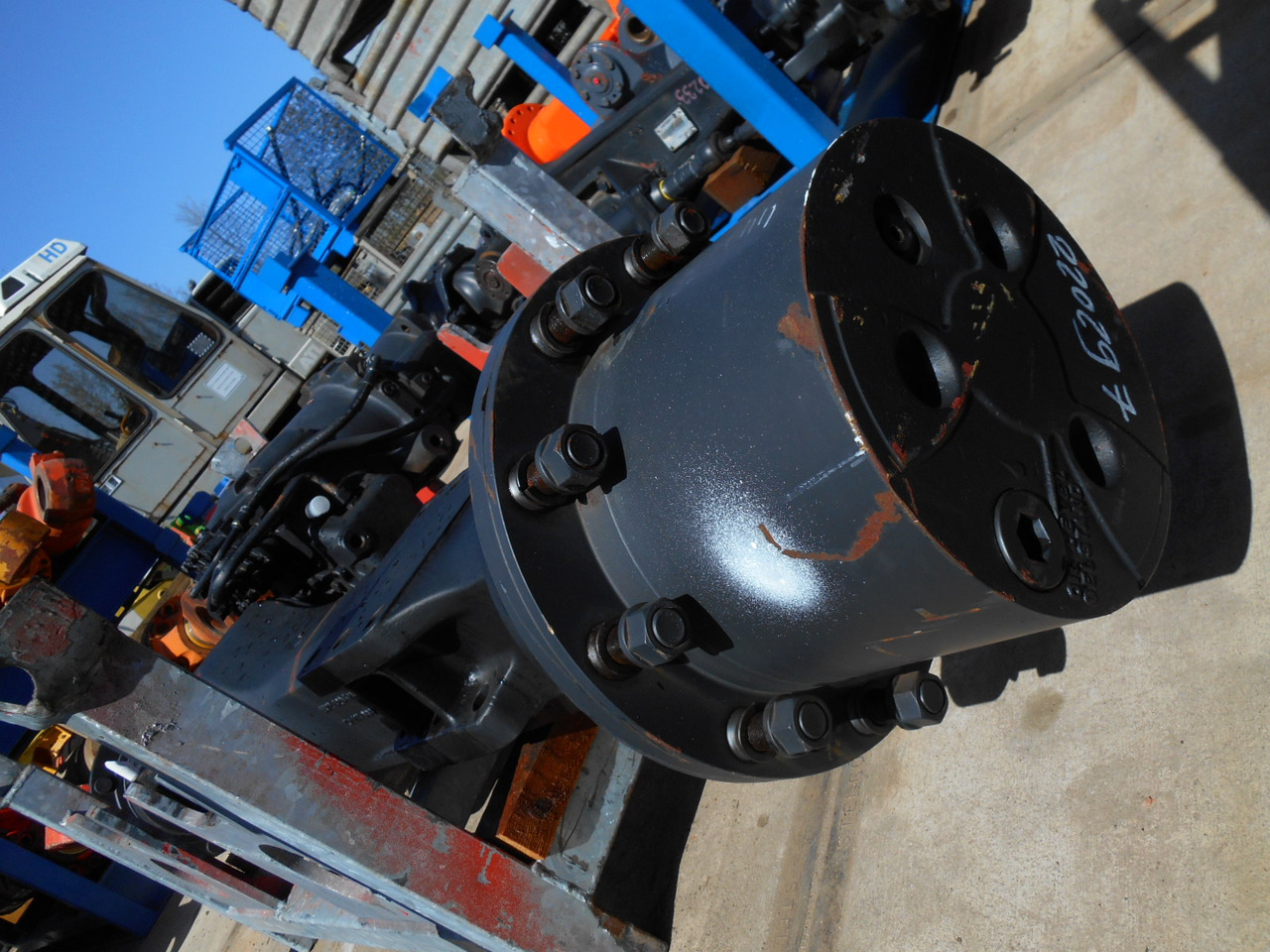 Hitachi 4457336 - Eixo traseiro de Máquina de construção: foto 3 Hitachi 4457336 - Eixo traseiro de Máquina de construção: foto 3