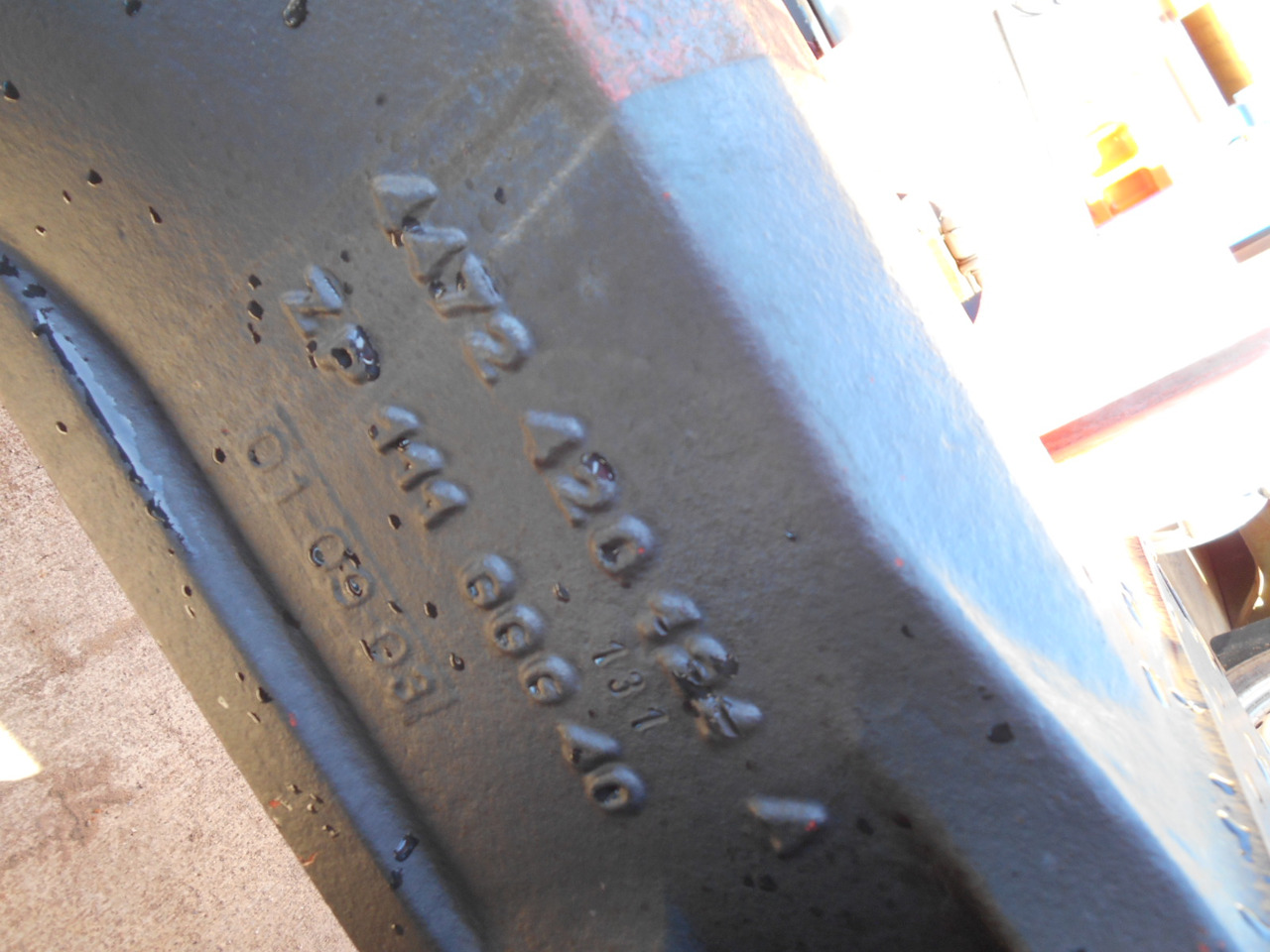 Hitachi 4457336 - Eixo traseiro de Máquina de construção: foto 4 Hitachi 4457336 - Eixo traseiro de Máquina de construção: foto 4