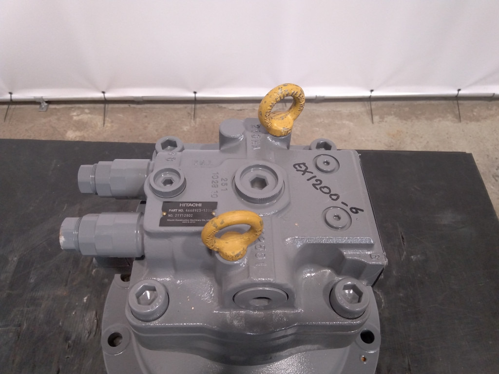 Hitachi 4668923 - 4637117 - Motor de giro de Máquina de construção: foto 2 Hitachi 4668923 - 4637117 - Motor de giro de Máquina de construção: foto 2