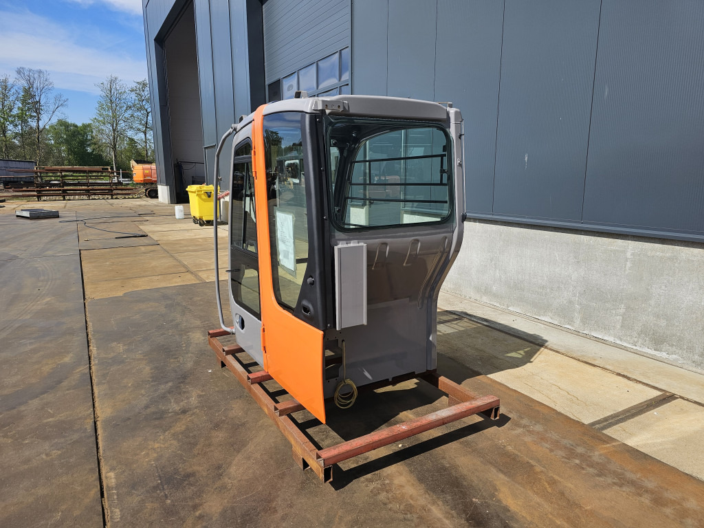 Hitachi ZX-1 Short Swing - 9230646 - Cabine de Máquina de construção: foto 2 Hitachi ZX-1 Short Swing - 9230646 - Cabine de Máquina de construção: foto 2