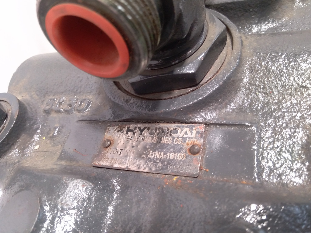 Motor de giro de Máquina de construção Hyundai 31NA10160 -: foto 6