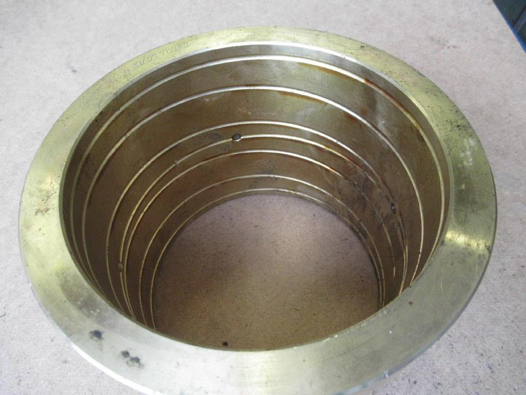 Liebherr 9241465 - - Piston/ Anel/ Buch de Máquina de construção: foto 2 Liebherr 9241465 - - Piston/ Anel/ Buch de Máquina de construção: foto 2