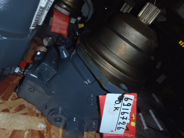New Holland 2458938 - 73172274 - Motor hidráulico de Máquina de construção: foto 1 New Holland 2458938 - 73172274 - Motor hidráulico de Máquina de construção: foto 1