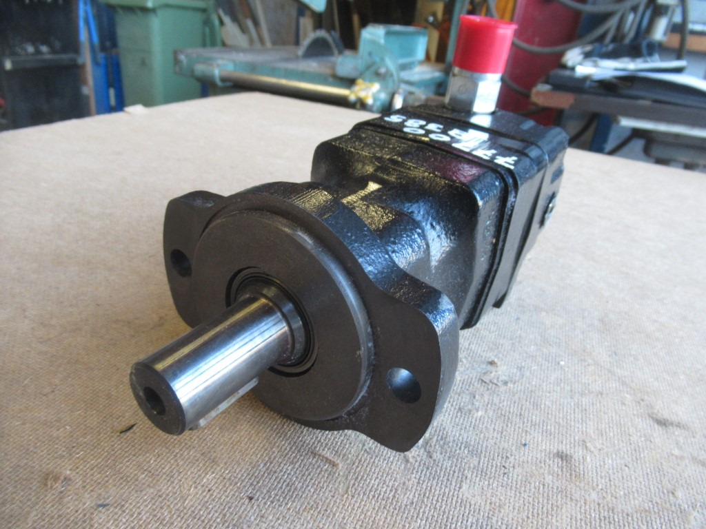New Holland 4531019 - 2455696 - Motor hidráulico de Máquina de construção: foto 3 New Holland 4531019 - 2455696 - Motor hidráulico de Máquina de construção: foto 3