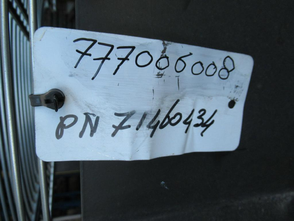 New Holland 71460434 - Sistema de arrefecimento de Máquina agrícola: foto 5 New Holland 71460434 - Sistema de arrefecimento de Máquina agrícola: foto 5