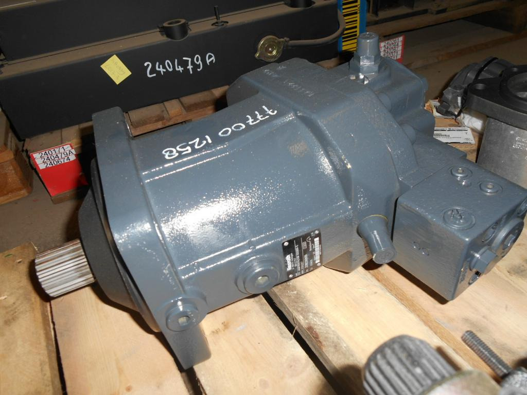 New Holland 8912707 - E195W WE190 WE210 - Motor hidráulico de Máquina de construção: foto 4 New Holland 8912707 - E195W WE190 WE210 - Motor hidráulico de Máquina de construção: foto 4