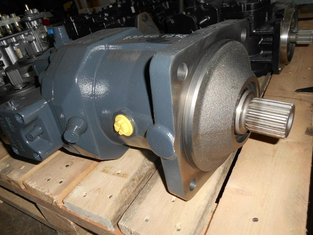 New Holland 8912707 - E195W WE190 WE210 - Motor hidráulico de Máquina de construção: foto 2 New Holland 8912707 - E195W WE190 WE210 - Motor hidráulico de Máquina de construção: foto 2