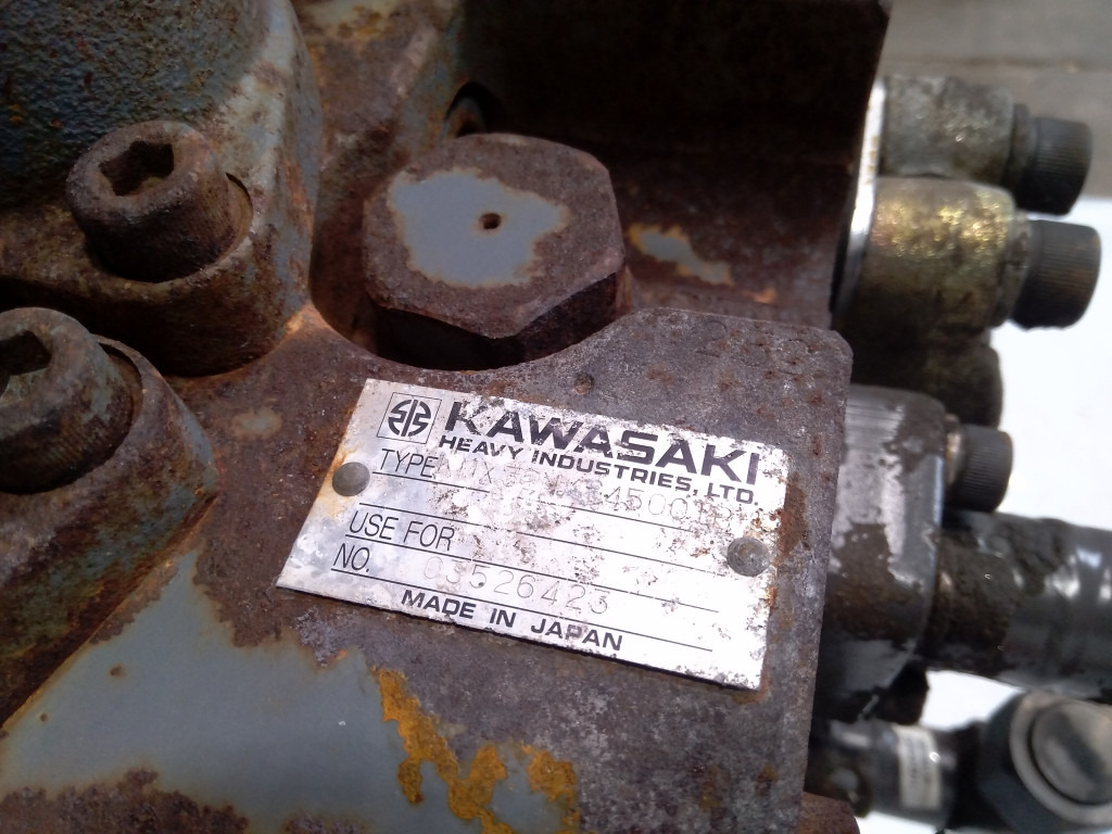 Volvo SA114205712 - Válvula hidráulica de Máquina de construção: foto 5 Volvo SA114205712 - Válvula hidráulica de Máquina de construção: foto 5