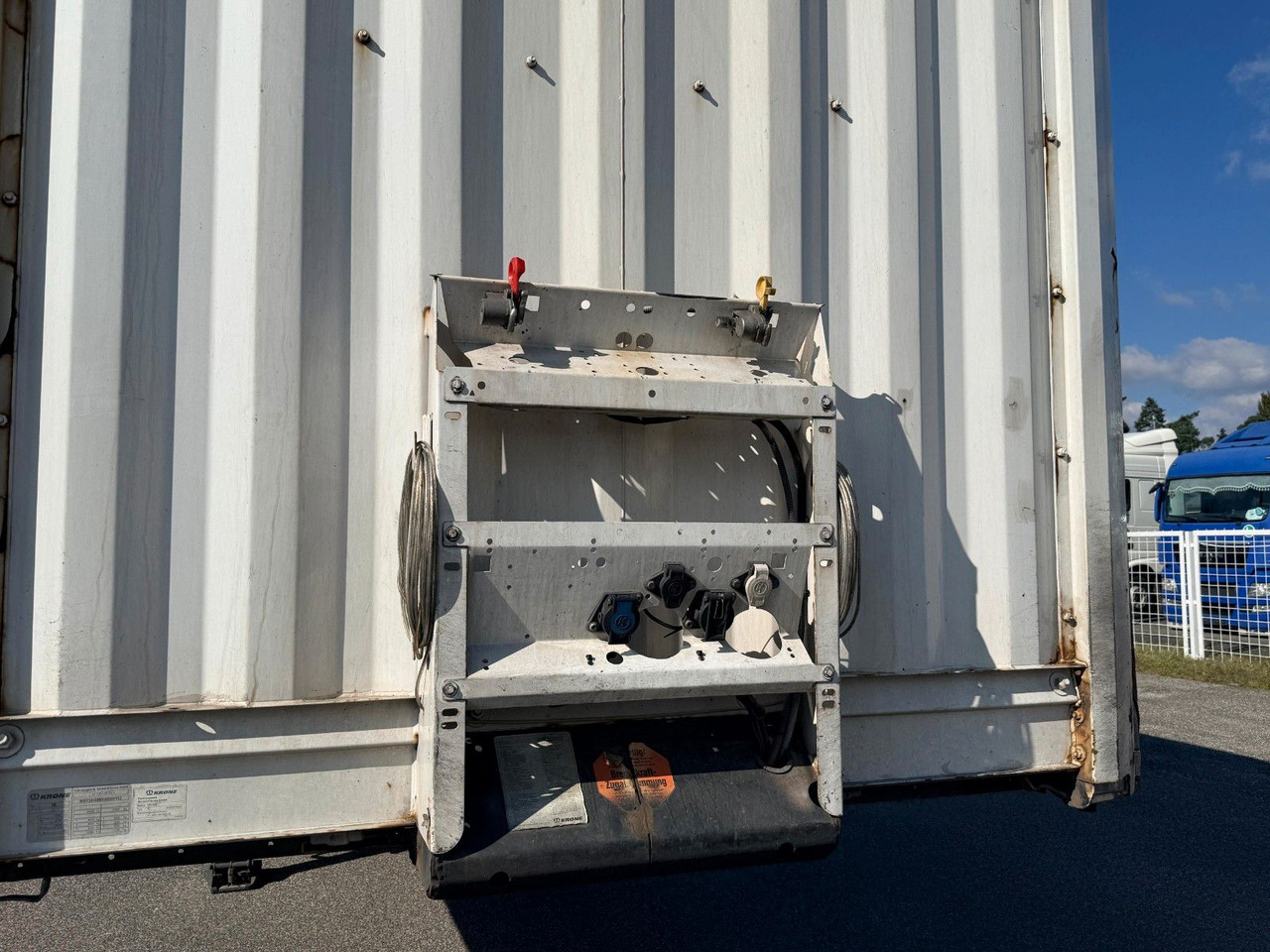 Krone SD - Semi-reboque de lona: foto 2 Krone SD - Semi-reboque de lona: foto 2