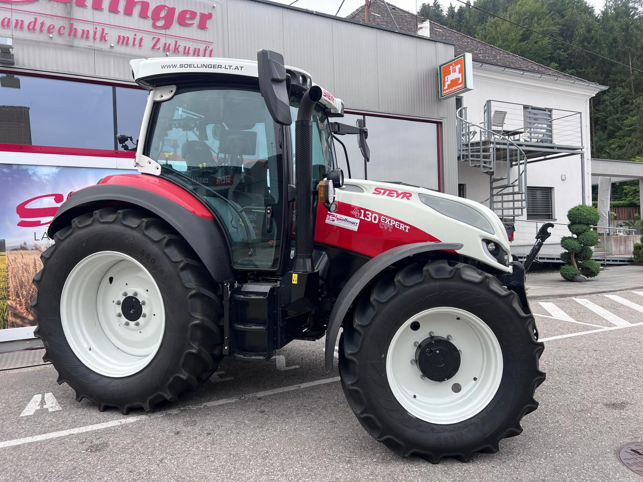 Steyr 4130 Expert CVT - Trator: foto 4 Steyr 4130 Expert CVT - Trator: foto 4