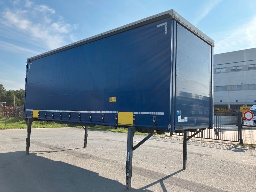 Kögel Wechselbrücke Plane - Toldo carroçaria: foto 2 Kögel Wechselbrücke Plane - Toldo carroçaria: foto 2