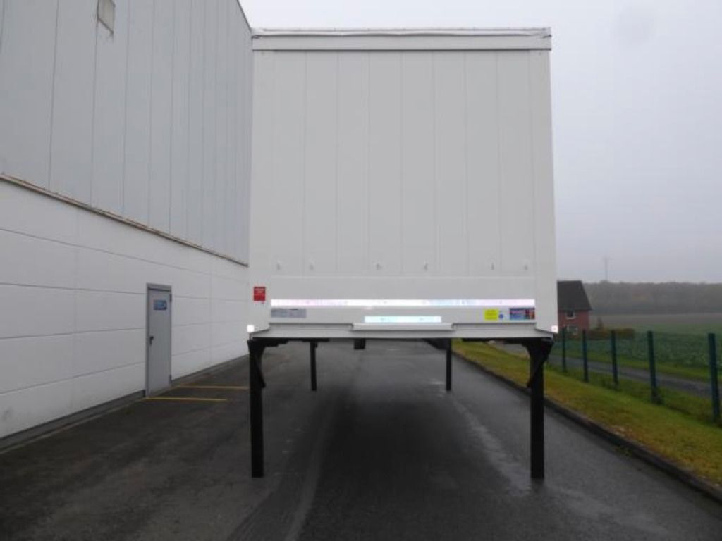 Krone Heck mit Portaltüren - Toldo carroçaria: foto 3 Krone Heck mit Portaltüren - Toldo carroçaria: foto 3