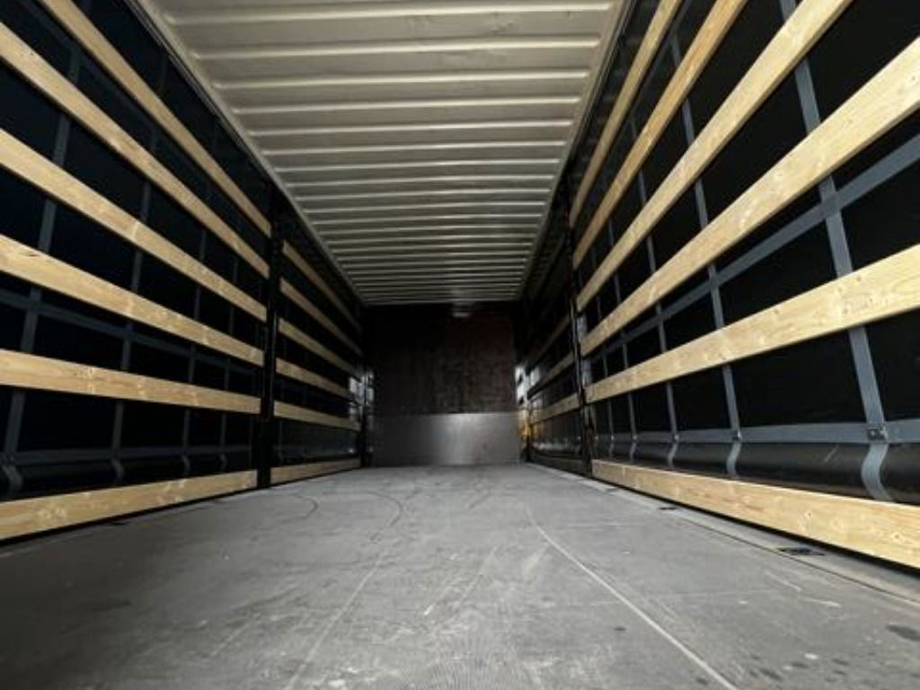 Krone Heck mit Portaltüren - Toldo carroçaria: foto 5 Krone Heck mit Portaltüren - Toldo carroçaria: foto 5
