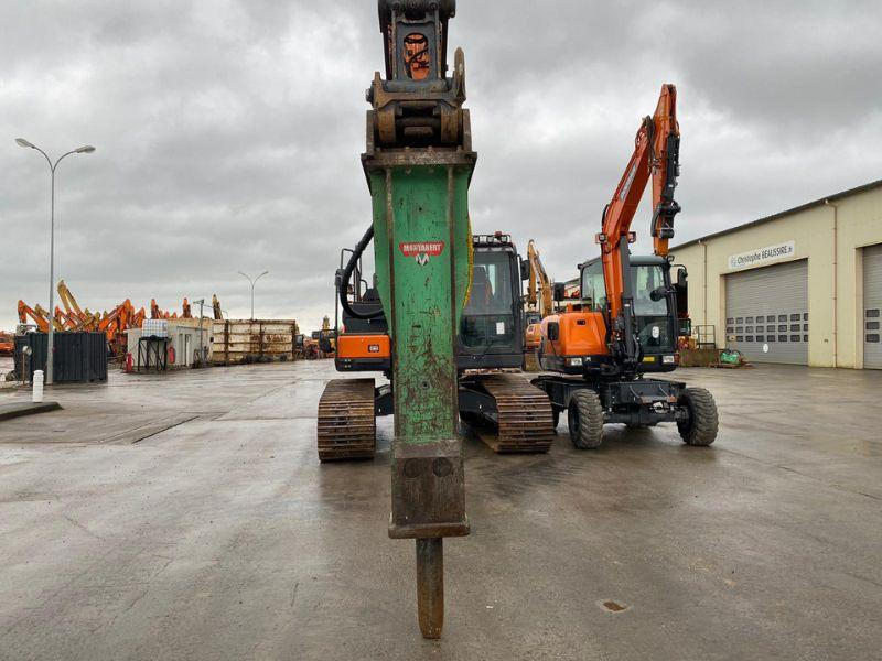 Montabert XL 1900 - Martelo hidráulico: foto 4 Montabert XL 1900 - Martelo hidráulico: foto 4