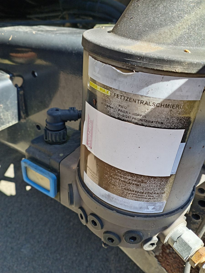 Mercedes-Benz Kamag / Wiesel / WBH25 / KB3237 - Caminhão transportador de contêineres/ Caixa móvel: foto 5 Mercedes-Benz Kamag / Wiesel / WBH25 / KB3237 - Caminhão transportador de contêineres/ Caixa móvel: foto 5