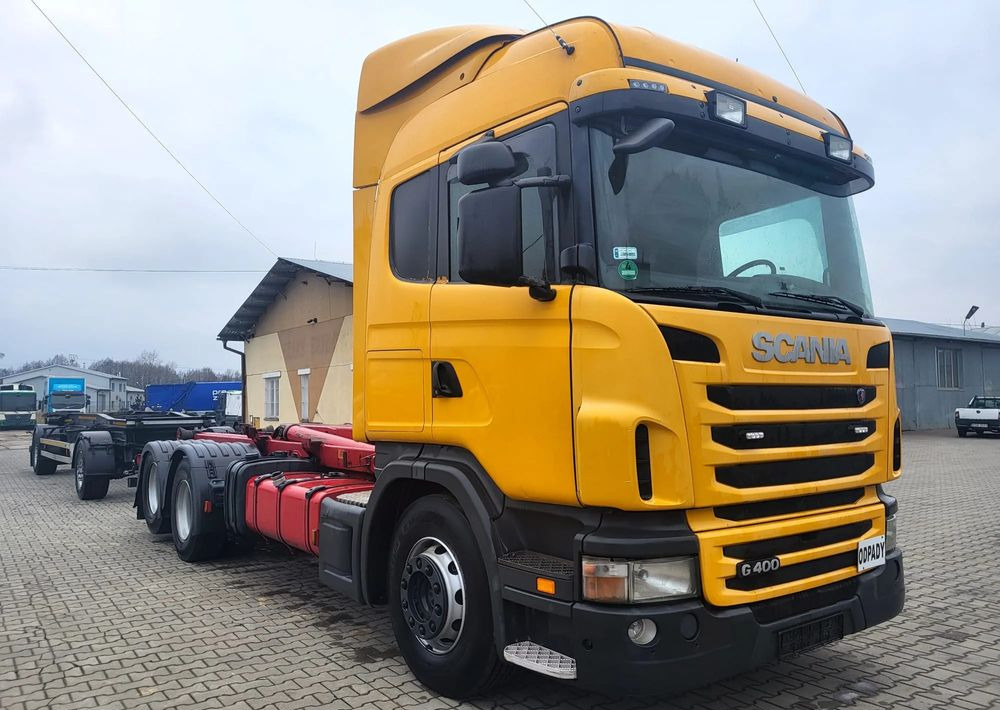 Scania Scania B6X2 - Caminhão polibenne: foto 3 Scania Scania B6X2 - Caminhão polibenne: foto 3