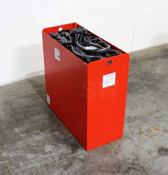 GRUMA 24 Volt 3 PzS 375 Ah - Bateria automotiva: foto 1 GRUMA 24 Volt 3 PzS 375 Ah - Bateria automotiva: foto 1