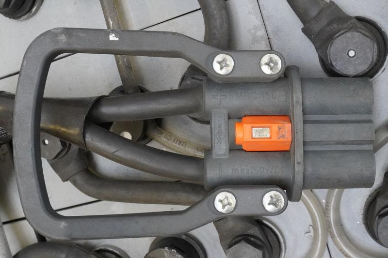 GRUMA 48 Volt 5 PzS 775 Ah - Bateria automotiva: foto 4 GRUMA 48 Volt 5 PzS 775 Ah - Bateria automotiva: foto 4