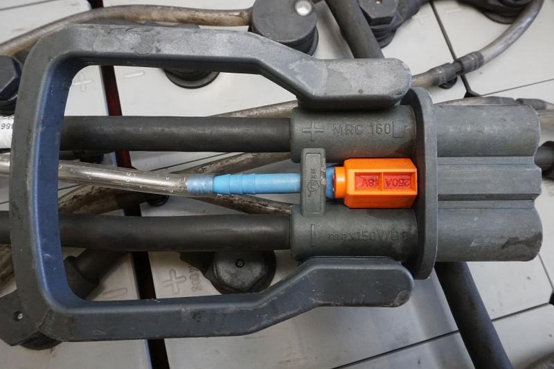 GRUMA 48 Volt 6 PzS 630 Ah - Bateria automotiva: foto 4 GRUMA 48 Volt 6 PzS 630 Ah - Bateria automotiva: foto 4
