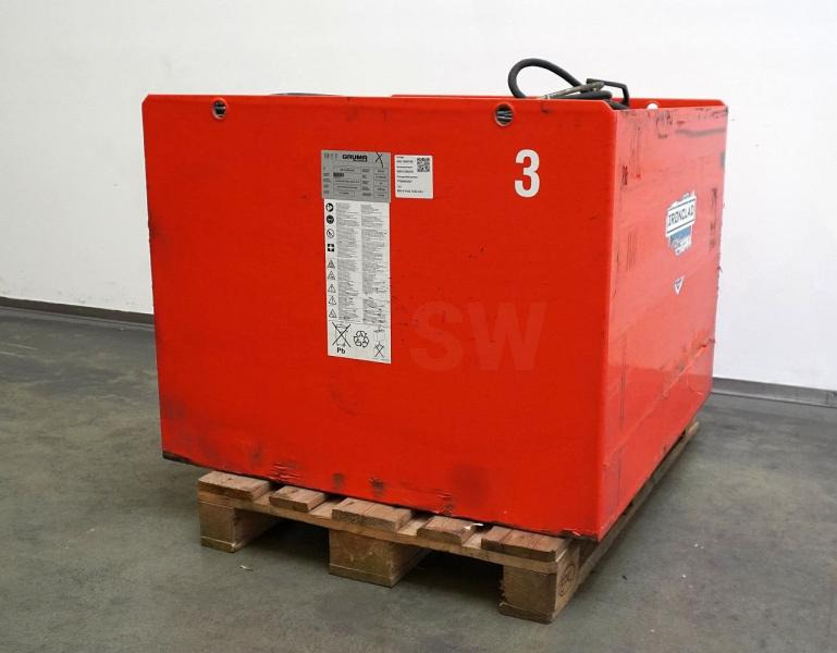 GRUMA 80 Volt 6 PzQ 1032 Ah - Bateria automotiva: foto 1 GRUMA 80 Volt 6 PzQ 1032 Ah - Bateria automotiva: foto 1