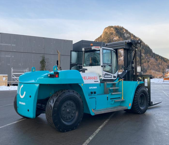 KONECRANES SMV33-1200C - Empilhadeira a diesel: foto 2 KONECRANES SMV33-1200C - Empilhadeira a diesel: foto 2