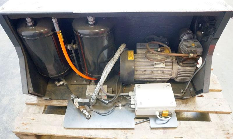 LINDE Kompressor für Druckluftbremsanlage Linde P 80 - Peças de freio de Trator elétrics: foto 2 LINDE Kompressor für Druckluftbremsanlage Linde P 80 - Peças de freio de Trator elétrics: foto 2