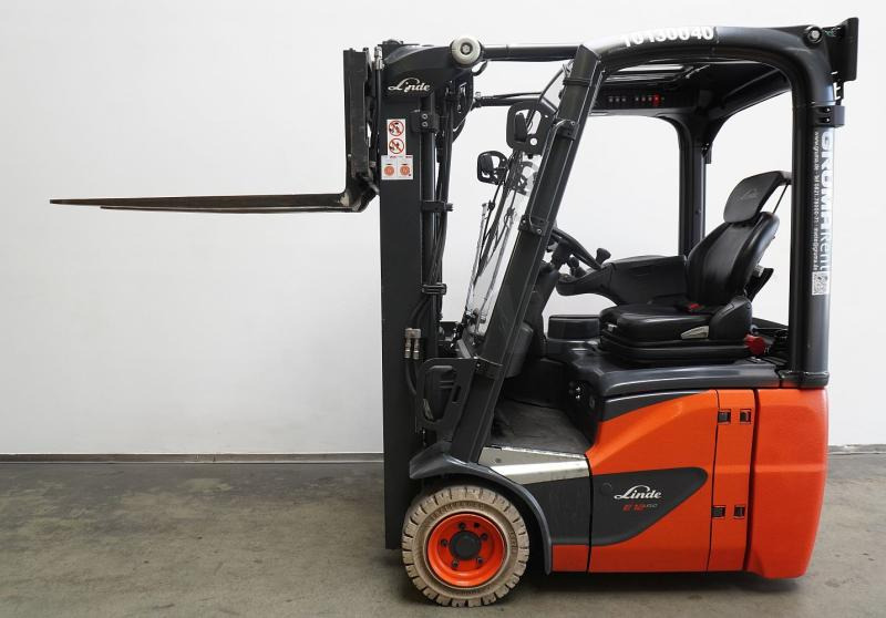 Linde E 12 EVO 386-02 - Empilhadeira elétrica: foto 4 Linde E 12 EVO 386-02 - Empilhadeira elétrica: foto 4