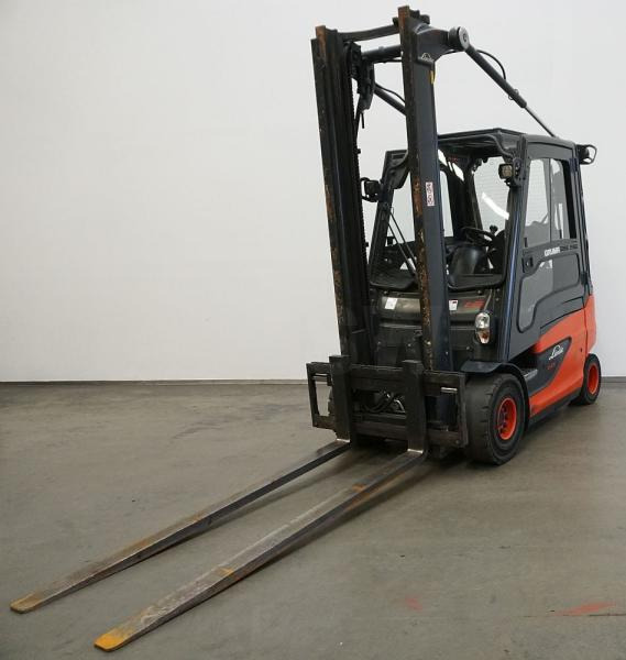 Linde E 25 387 - Empilhadeira elétrica: foto 1 Linde E 25 387 - Empilhadeira elétrica: foto 1