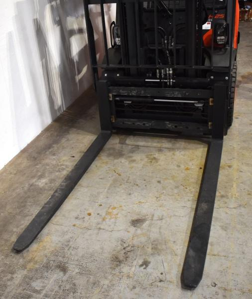 Empilhadeira a diesel Linde H 25 D/600 (3A) EVO 393-02: foto 10
