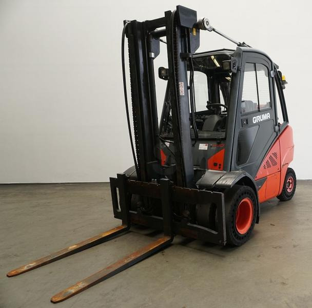 Linde H 30 T EVO 393-02 - Empilhadeira a gás: foto 1 Linde H 30 T EVO 393-02 - Empilhadeira a gás: foto 1
