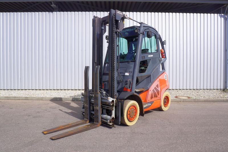 Linde H 40 D EVO 394-02 - Empilhadeira a diesel: foto 1 Linde H 40 D EVO 394-02 - Empilhadeira a diesel: foto 1