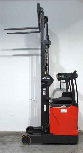 Linde R 14 1120 - Empilhador retráctil: foto 4 Linde R 14 1120 - Empilhador retráctil: foto 4