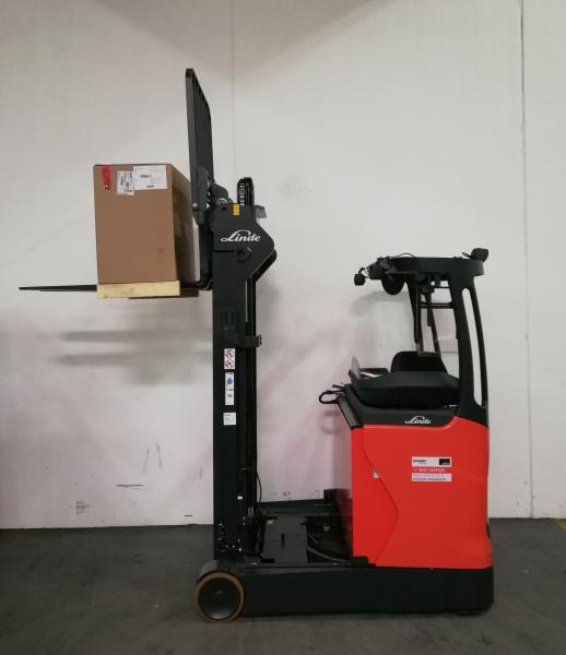 Linde R 16 1120 - Empilhador retráctil: foto 5 Linde R 16 1120 - Empilhador retráctil: foto 5