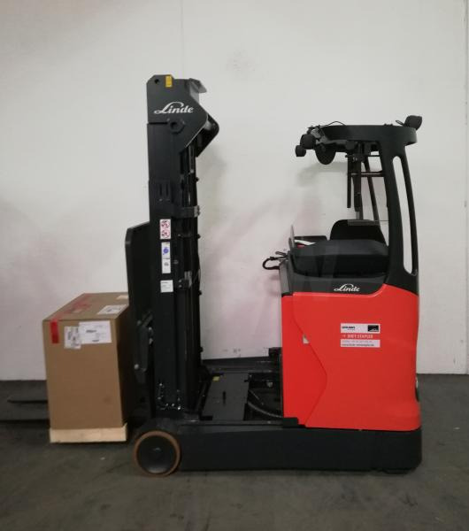 Linde R 16 1120 - Empilhador retráctil: foto 4 Linde R 16 1120 - Empilhador retráctil: foto 4