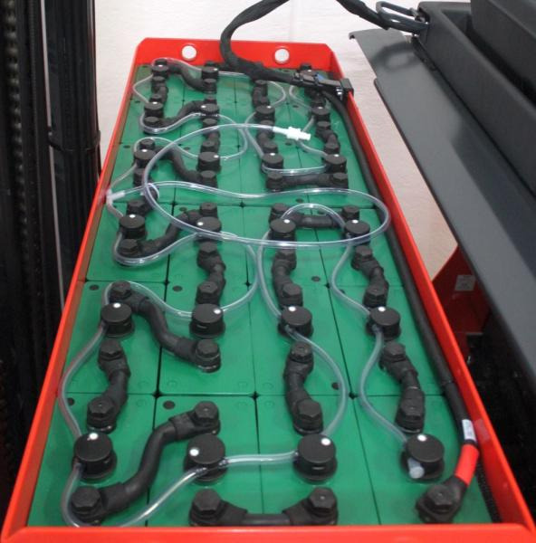 Linde R 16 HD 1120 - Empilhador retráctil: foto 5 Linde R 16 HD 1120 - Empilhador retráctil: foto 5
