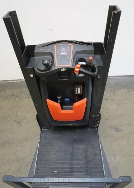 Linde V 10 5212 - Empilhadeira elétrica: foto 3 Linde V 10 5212 - Empilhadeira elétrica: foto 3