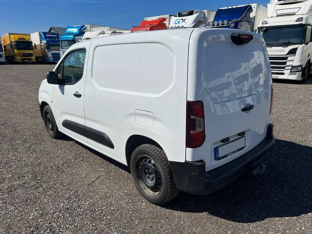 Citroën Berlingo serie 4163 - Furgão compacto: foto 3 Citroën Berlingo serie 4163 - Furgão compacto: foto 3