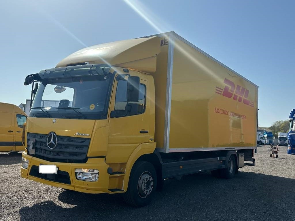 Mercedes-Benz ATEGO 1523 serie 1359 - Caminhão furgão: foto 2 Mercedes-Benz ATEGO 1523 serie 1359 - Caminhão furgão: foto 2