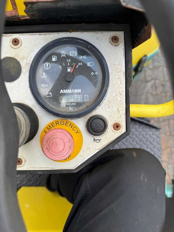 Ammann AV 26-2 - Compactador de asfalto: foto 4 Ammann AV 26-2 - Compactador de asfalto: foto 4
